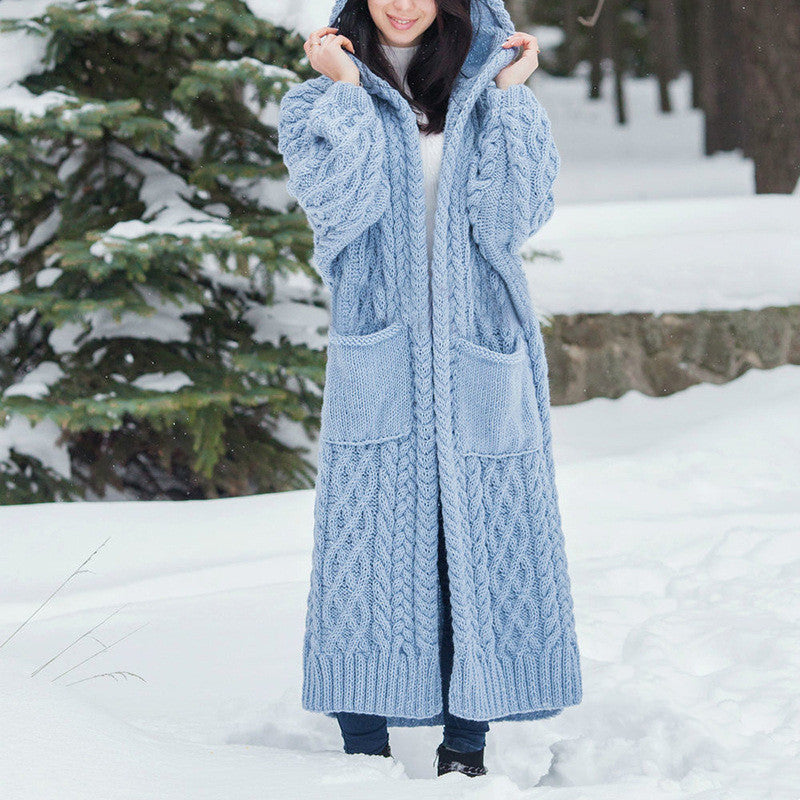 Manteau à capuche en tricot avec poches larges