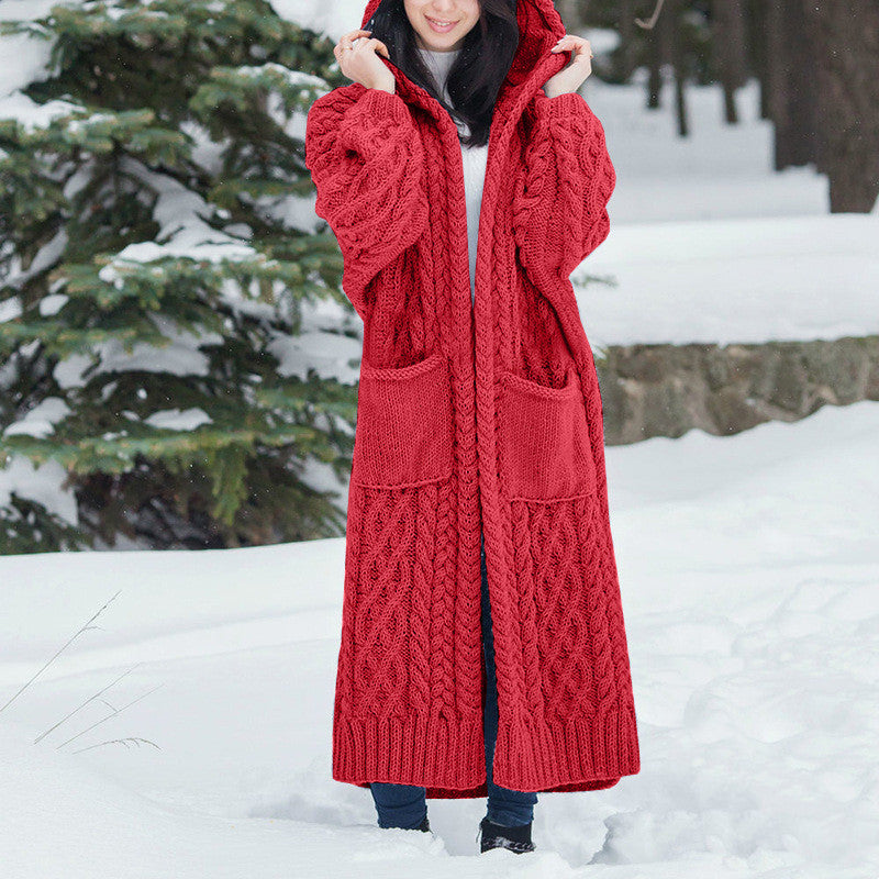 Manteau à capuche en tricot avec poches larges